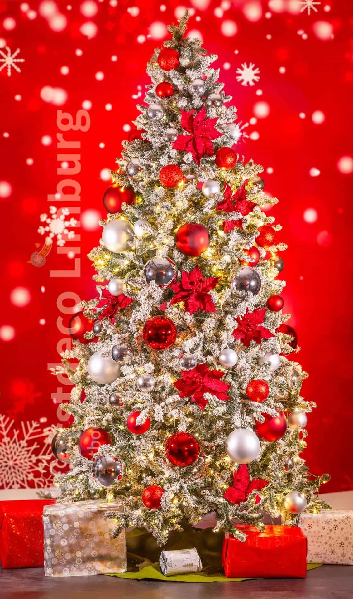 Besneeuwde Kerstboom Zilver / Rood